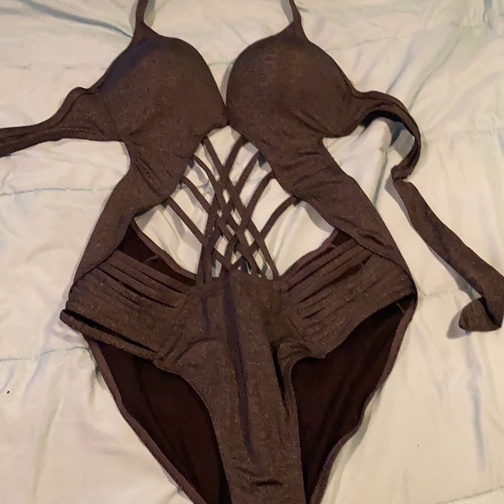 One piece bathing suit